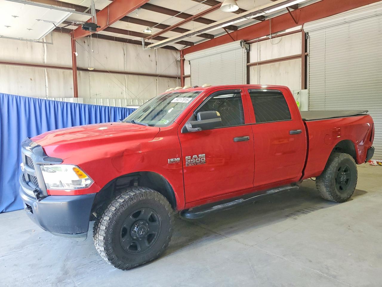 2015 Ram 2500 Tradesman, VIN 3C6TR5CT1FG685742 — Rear end