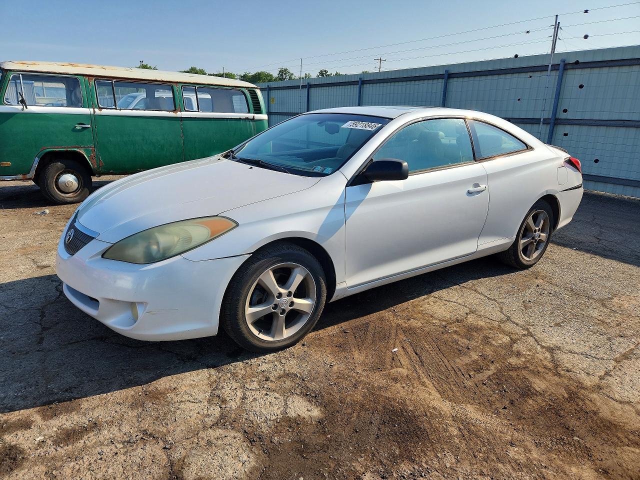 2004 Toyota Solara SLE, VIN 4T1CA30P14U014007 — Rear end