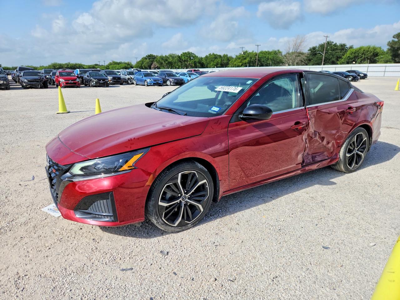 2024 Nissan Altima SR, VIN 1N4BL4CV8RN346396 — Side