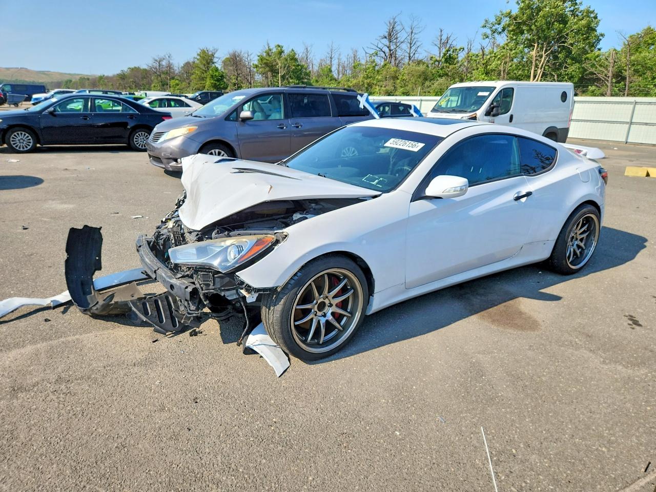 2015 Hyundai Genesis Coupe Ultimate, VIN KMHHU6KJ2FU127555 — Front end