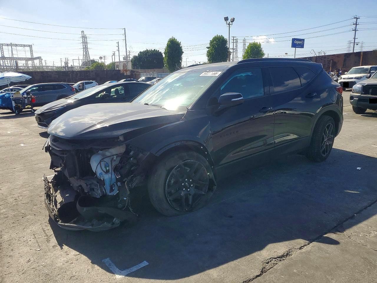 2021 Chevrolet Blazer LT, VIN 3GNKBDRS5MS533532 — Front end