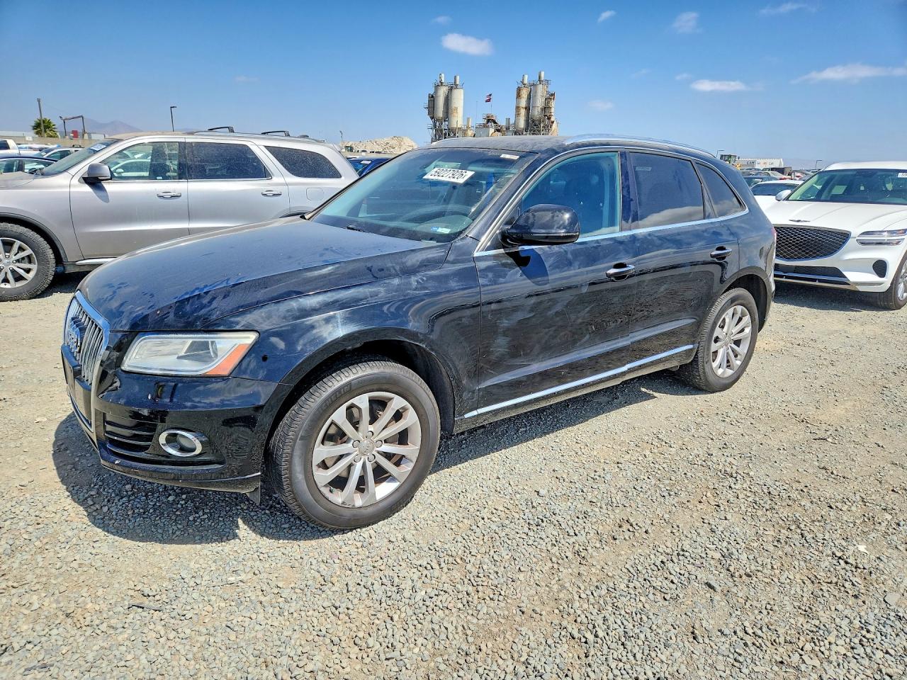 2016 Audi Q5 Premium, VIN WA1C2AFP7GA137369 — Minor dents and scratches