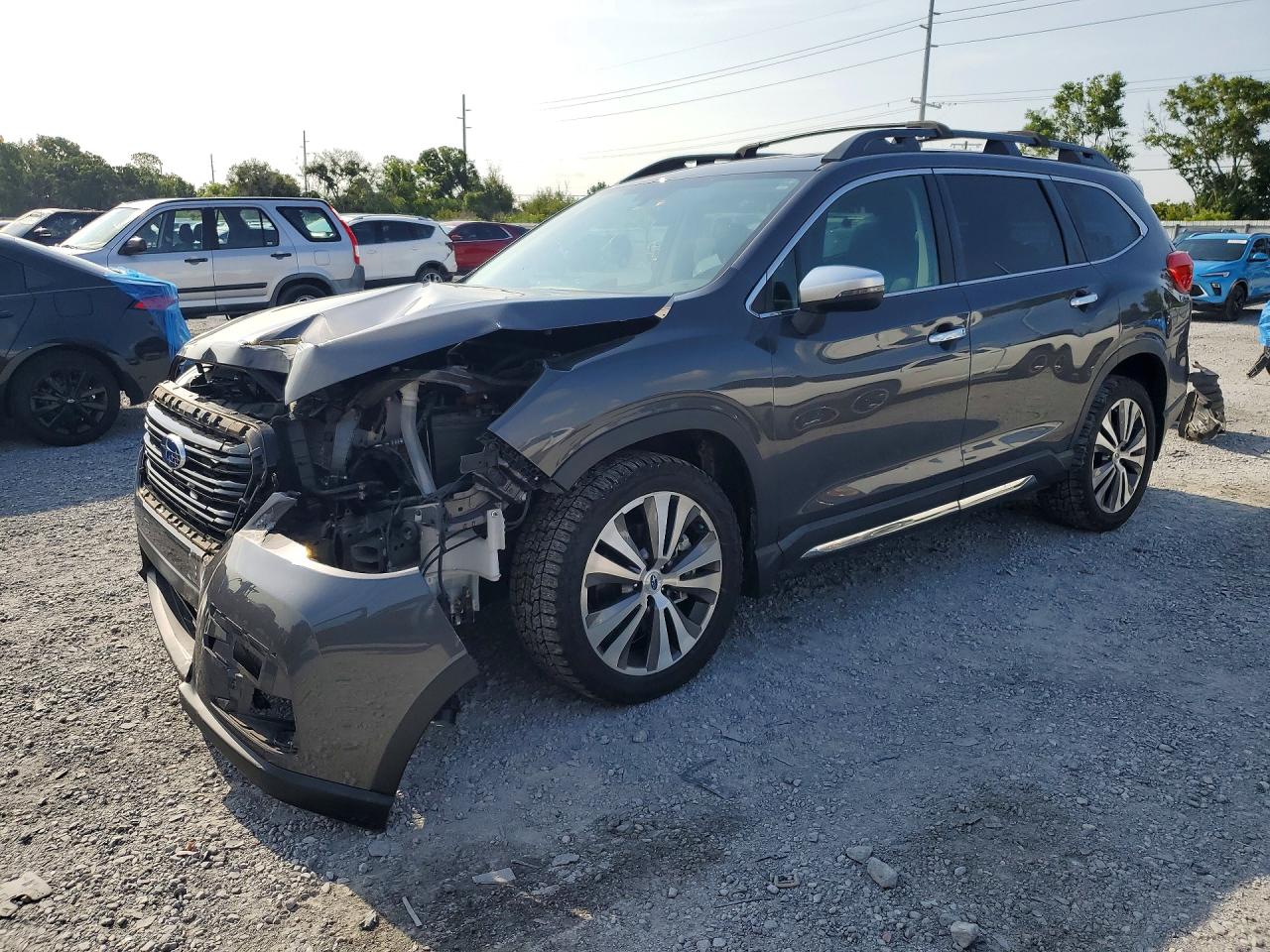 2021 Subaru Ascent Touring, VIN 4S4WMARD1M3447933 — Front end