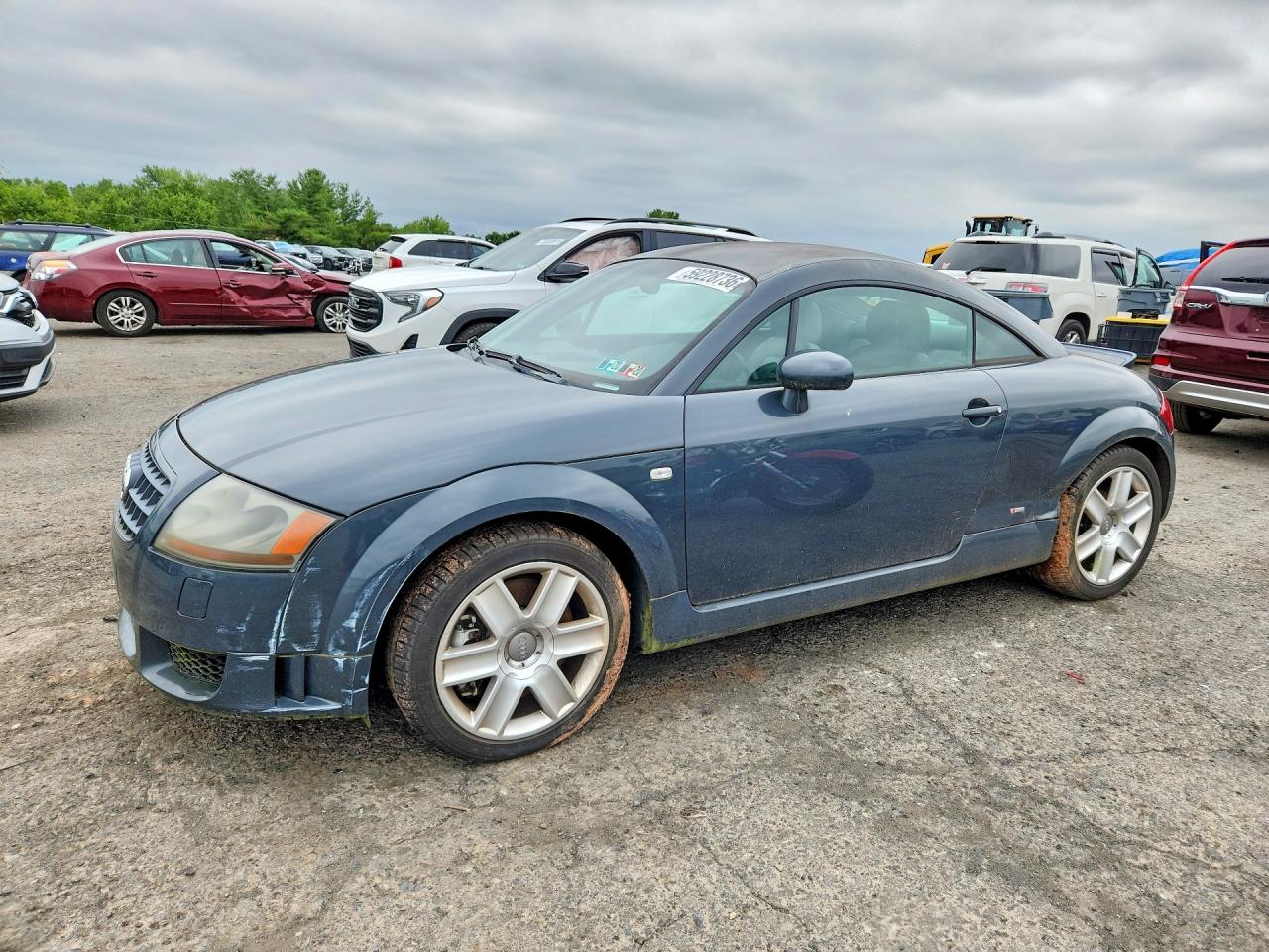 2004 Audi TT, VIN TRUWF28NX41007029 — Front end
