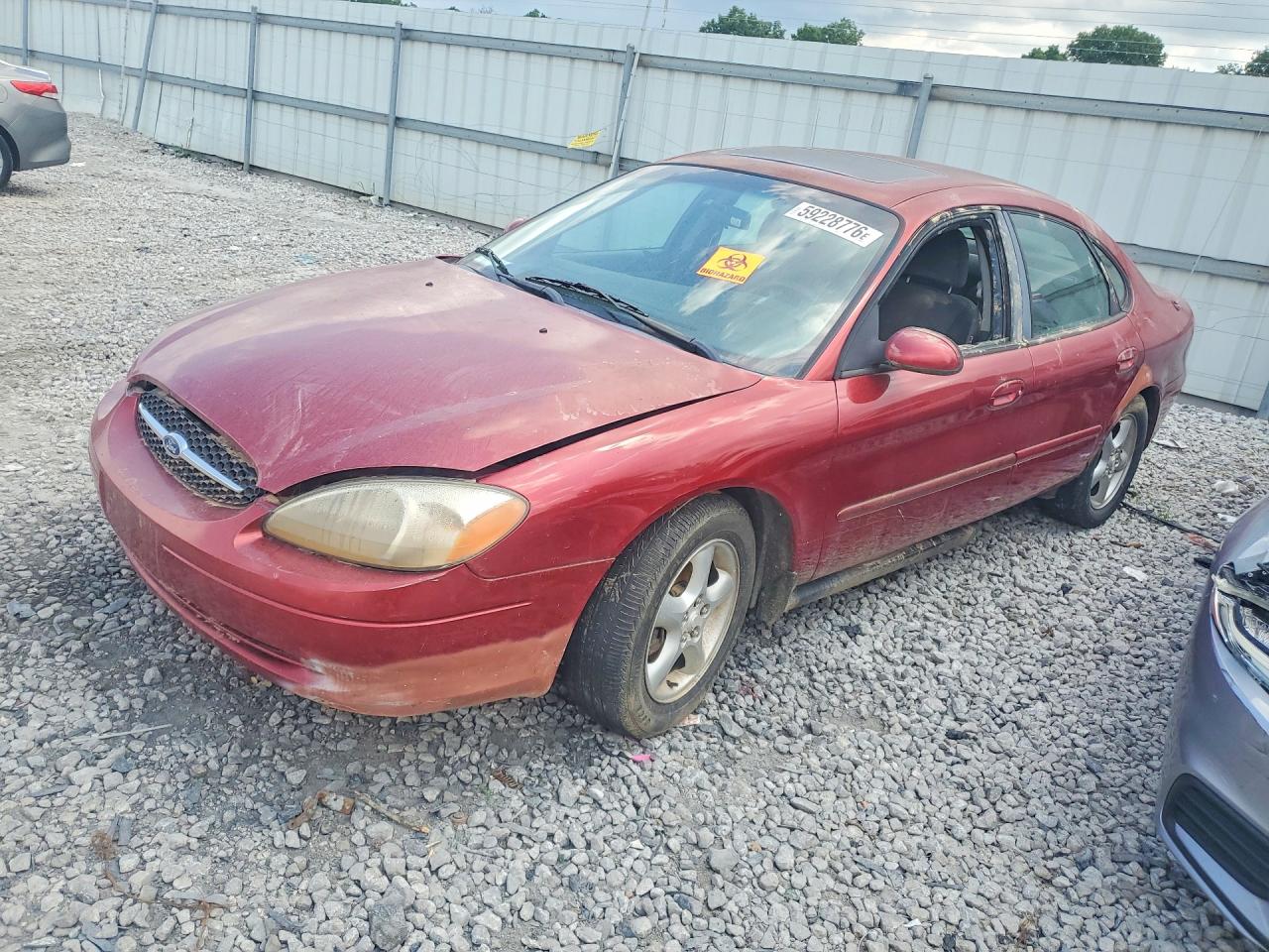 2000 Ford Taurus SES, VIN 1FAFP55UXYA170215 — Water / flood