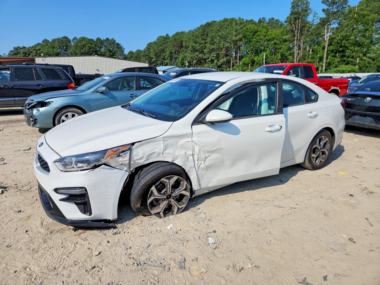 2019 Kia Forte LXS, VIN 3KPF24AD9KE078560 — Front end