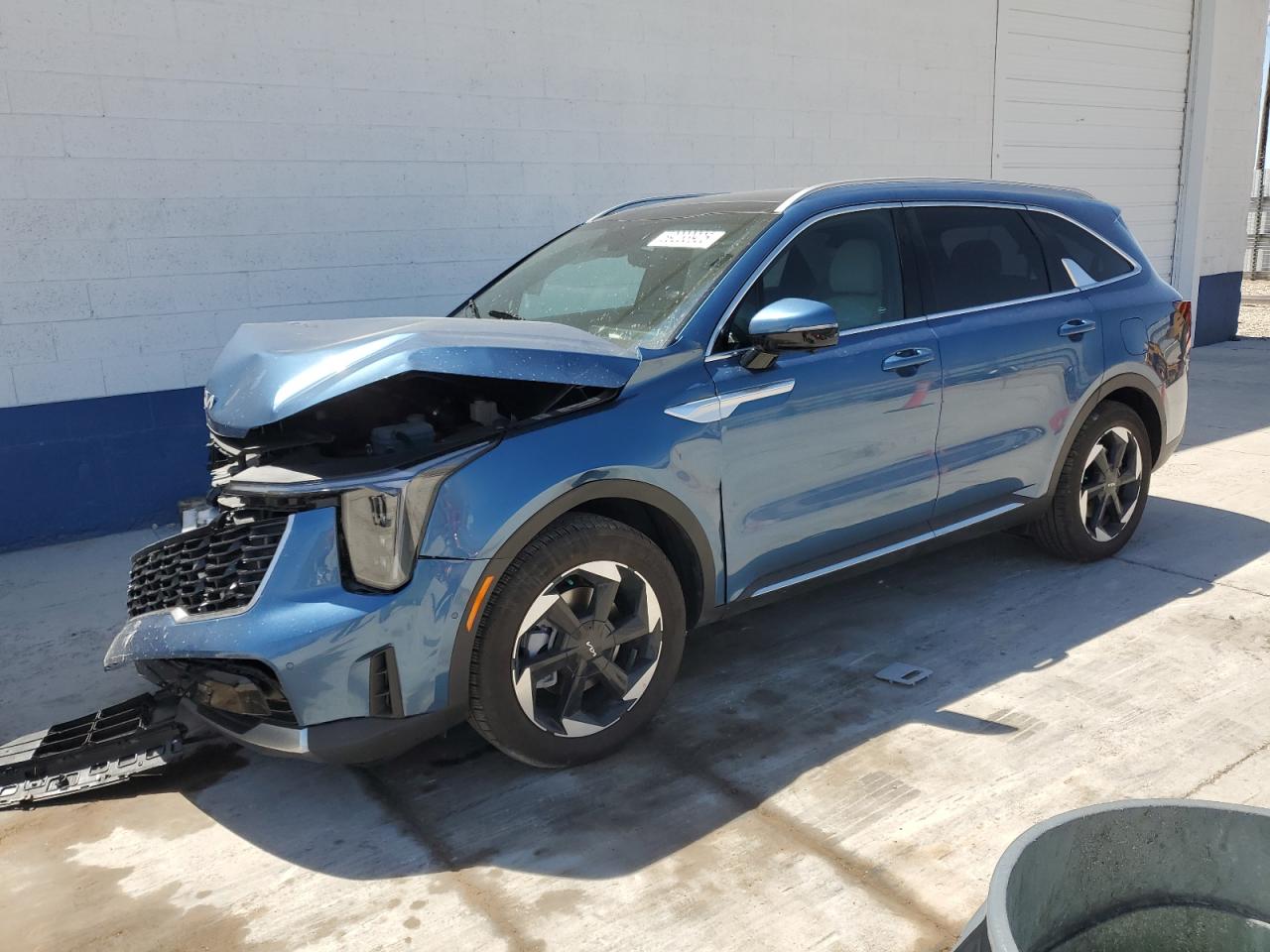 2025 Kia Sorento SX Prestige, VIN KNDRMDJH5S5312764 — Front end