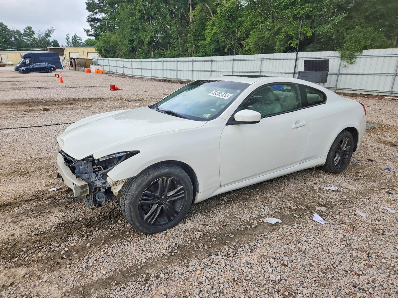 2009 Infiniti G37 x, VIN JNKCV64F19M652789 — Front end