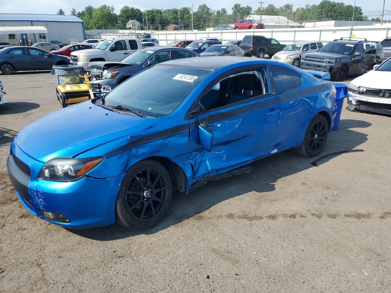 2010 Scion tC, VIN JTKDE3B73A0316999 — Side