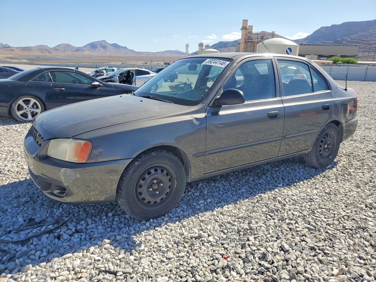 2002 Hyundai Accent GL, VIN KMHCG45C92U395418 — Перед