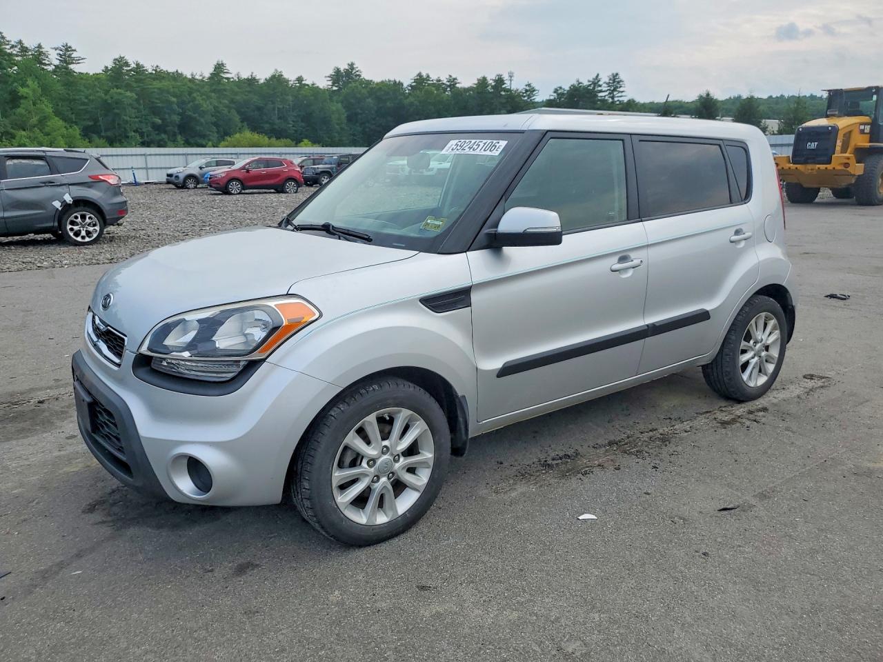 2012 Kia Soul +, VIN KNDJT2A6XC7405496 — Front end