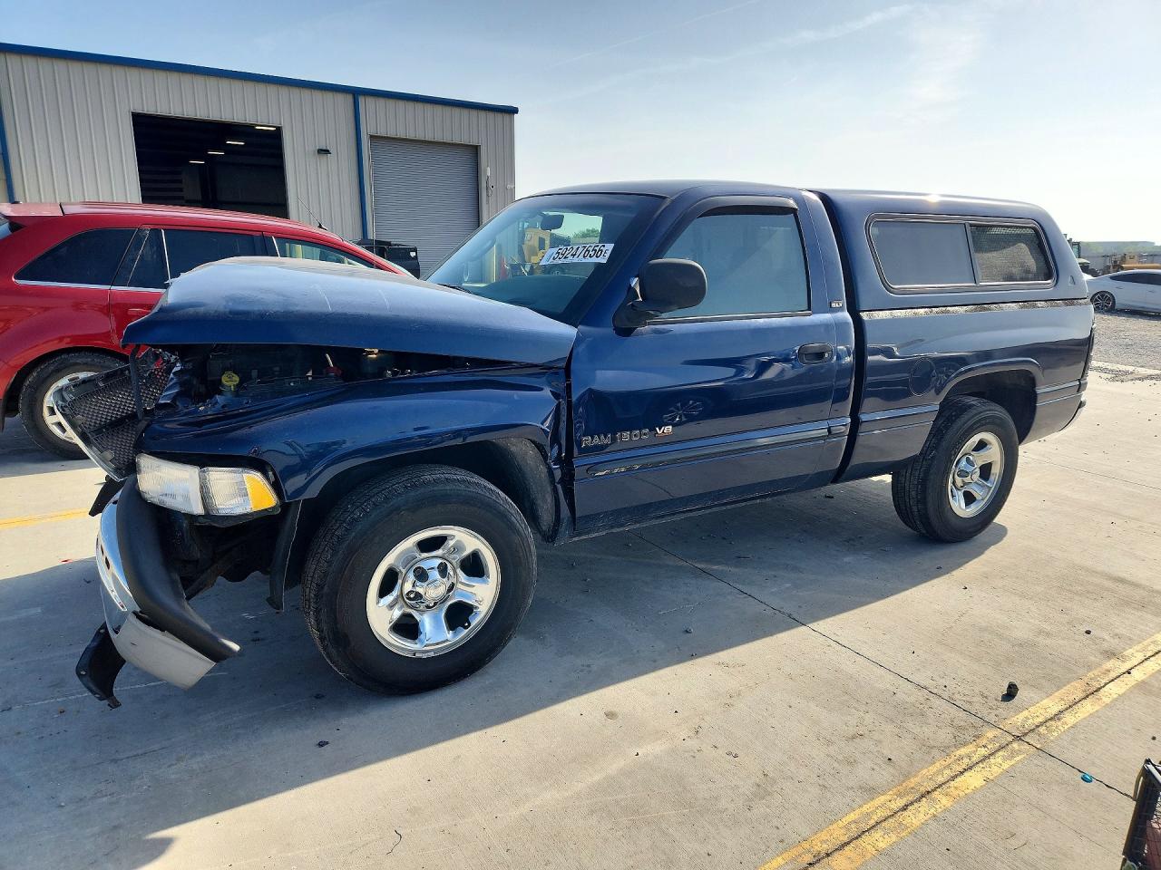 2001 Dodge 1500, VIN 1B7HC16Z11S340818 — Front end
