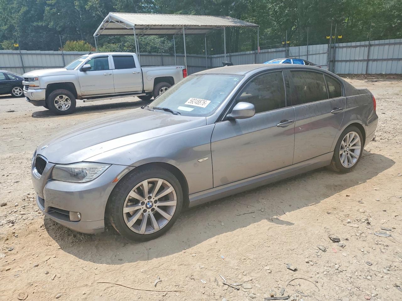 2011 BMW 3 Series 328i, VIN WBAPH7G56BNM55861 — Side
