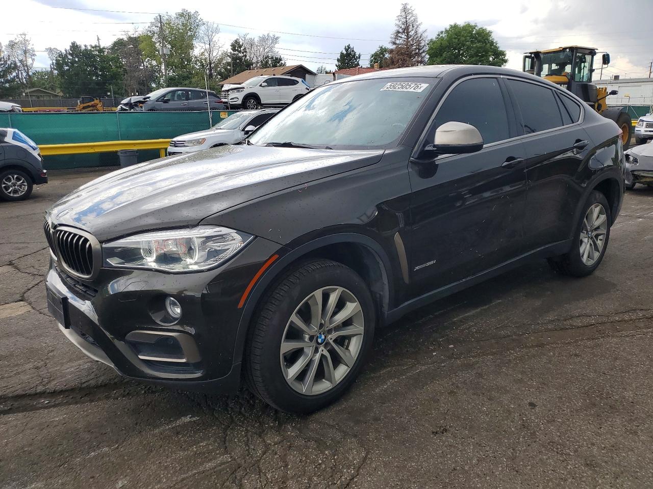2017 BMW X6 xDrive35i, VIN 5UXKU2C35H0U29658 — Front end