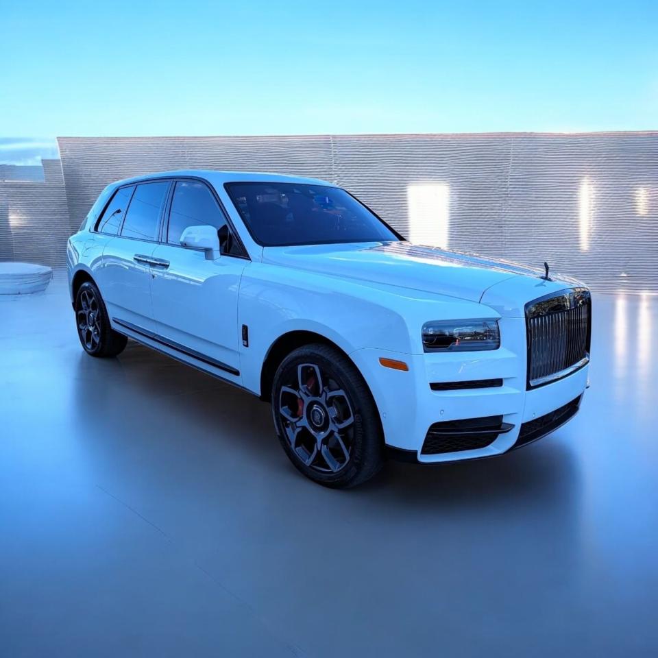2022 Rolls-Royce Cullinan Black Badge, VIN SLATV8C02NU212XXX — Обычный износ