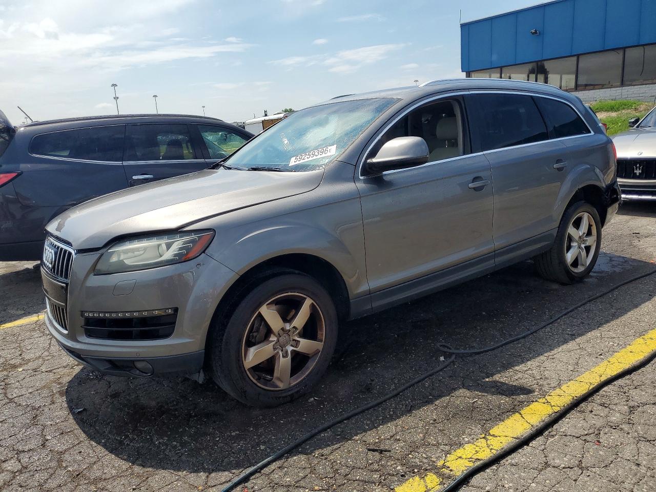 2012 Audi Q7 Premium Plus, VIN WA1LGAFE5CD004831 — Зад