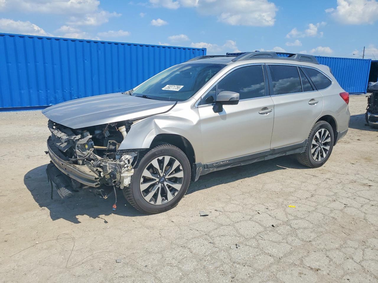 2016 Subaru Outback Limited, VIN 4S4BSBNC5G3321831 — Front end