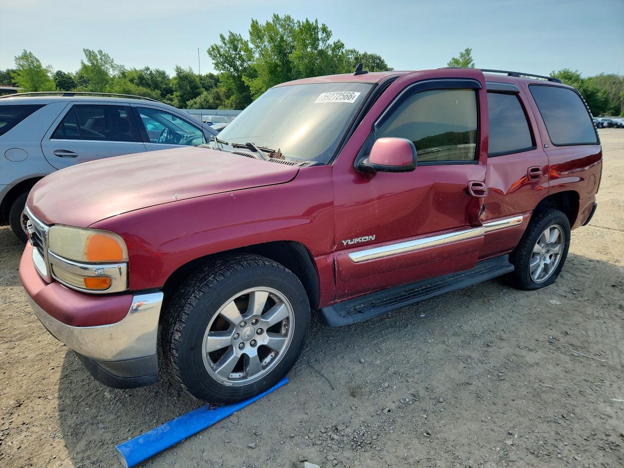2006 GMC Yukon SLE, VIN 1GKEC13V46R105711 — Interior fire