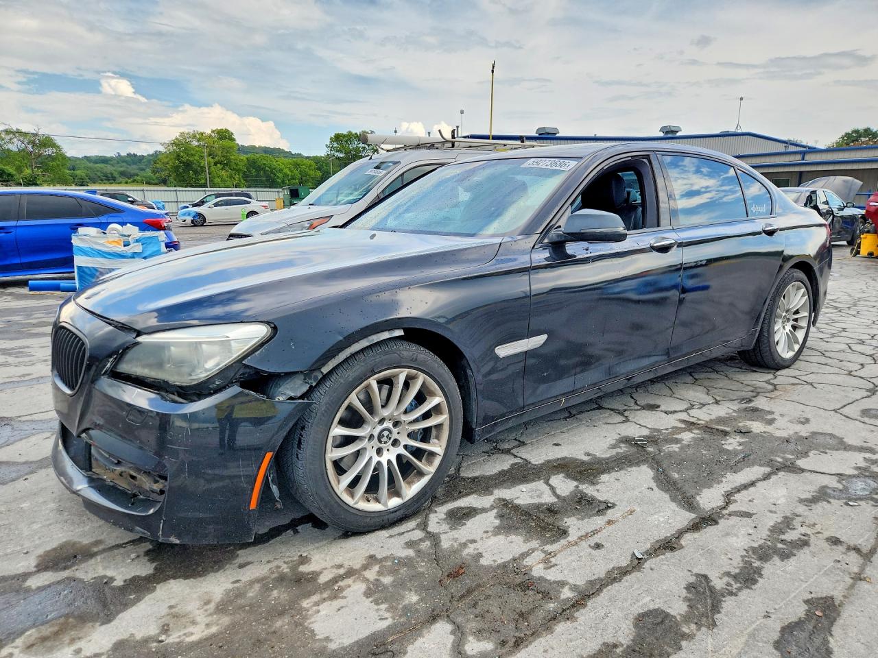 2013 BMW 7 Series 740Li xDrive, VIN WBAYF4C55DD127760 — Front end