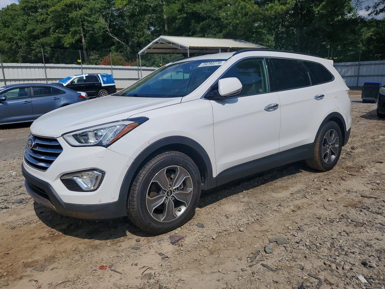 2013 Hyundai Santa Fe GLS, VIN KM8SN4HF4DU013404 — Rear end