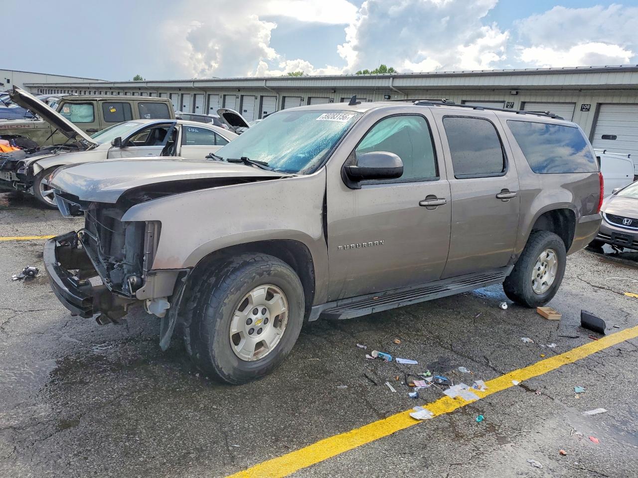 2011 Chevrolet Suburban LS, VIN 1GNSKHE34BR156407 — Undercarriage