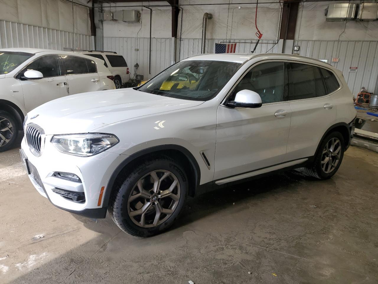 2021 BMW X3 xDrive30i, VIN 5UXTY5C07M9E85013 — Rear end