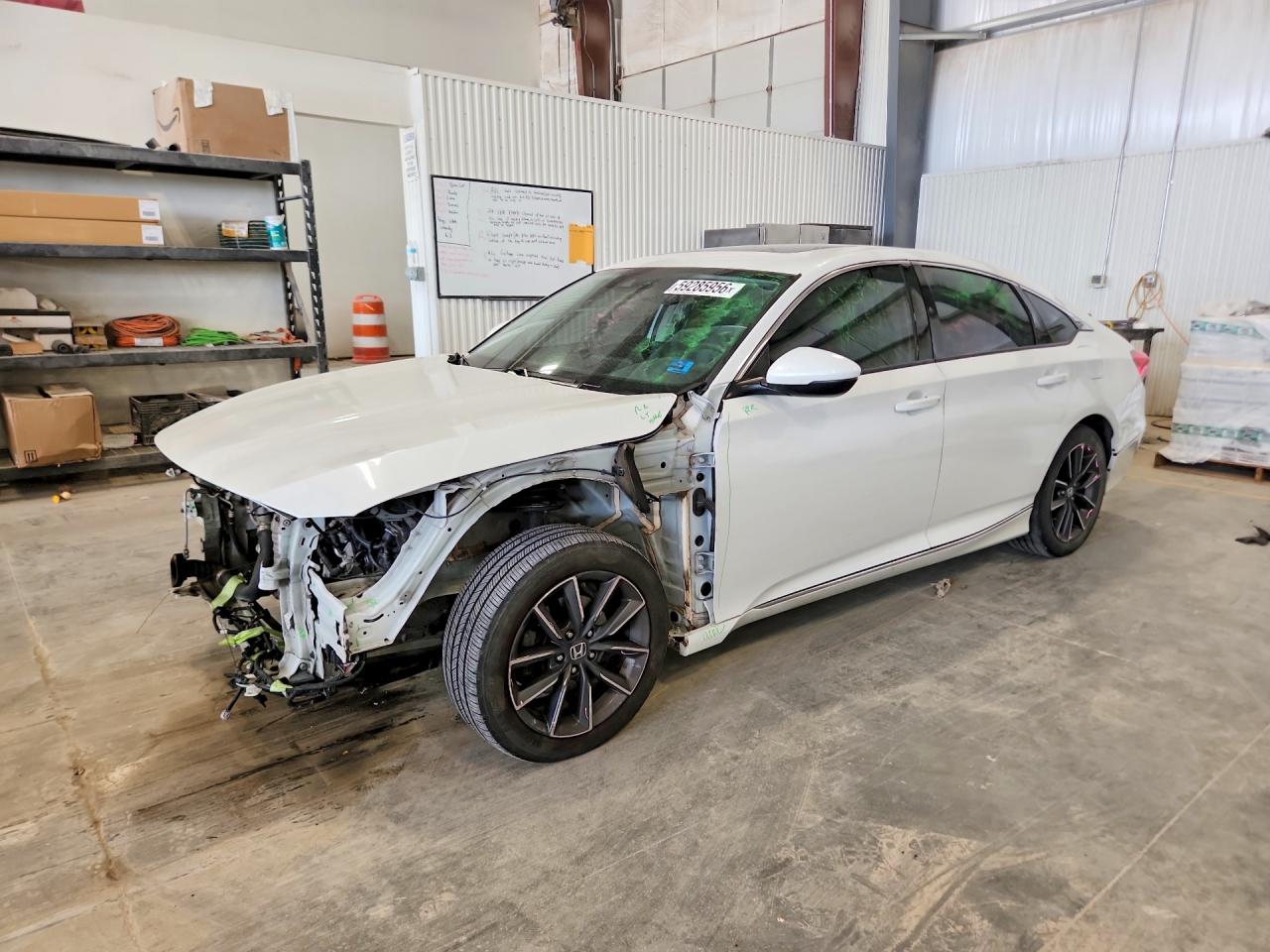 2021 Honda Accord EX-L, VIN 1HGCV1F58MA015001 — Front end