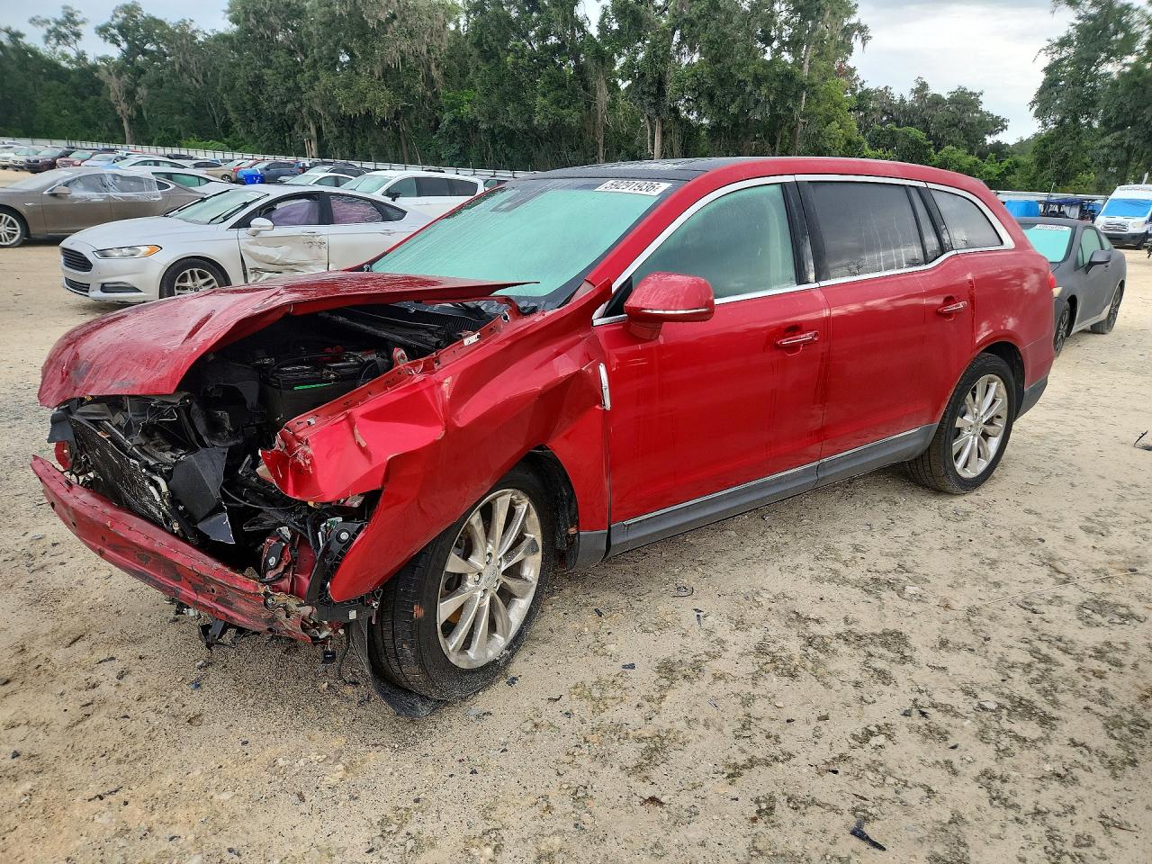 2010 Lincoln MKT EcoBoost, VIN 2LMHJ5AT9ABJ09028 — Front end