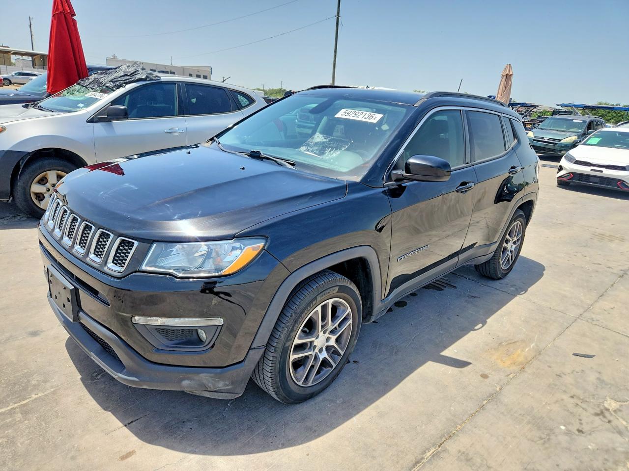 2020 Jeep Compass Latitude, VIN 3C4NJCBB7LT144395 — Фото с аукциона 1 of 13