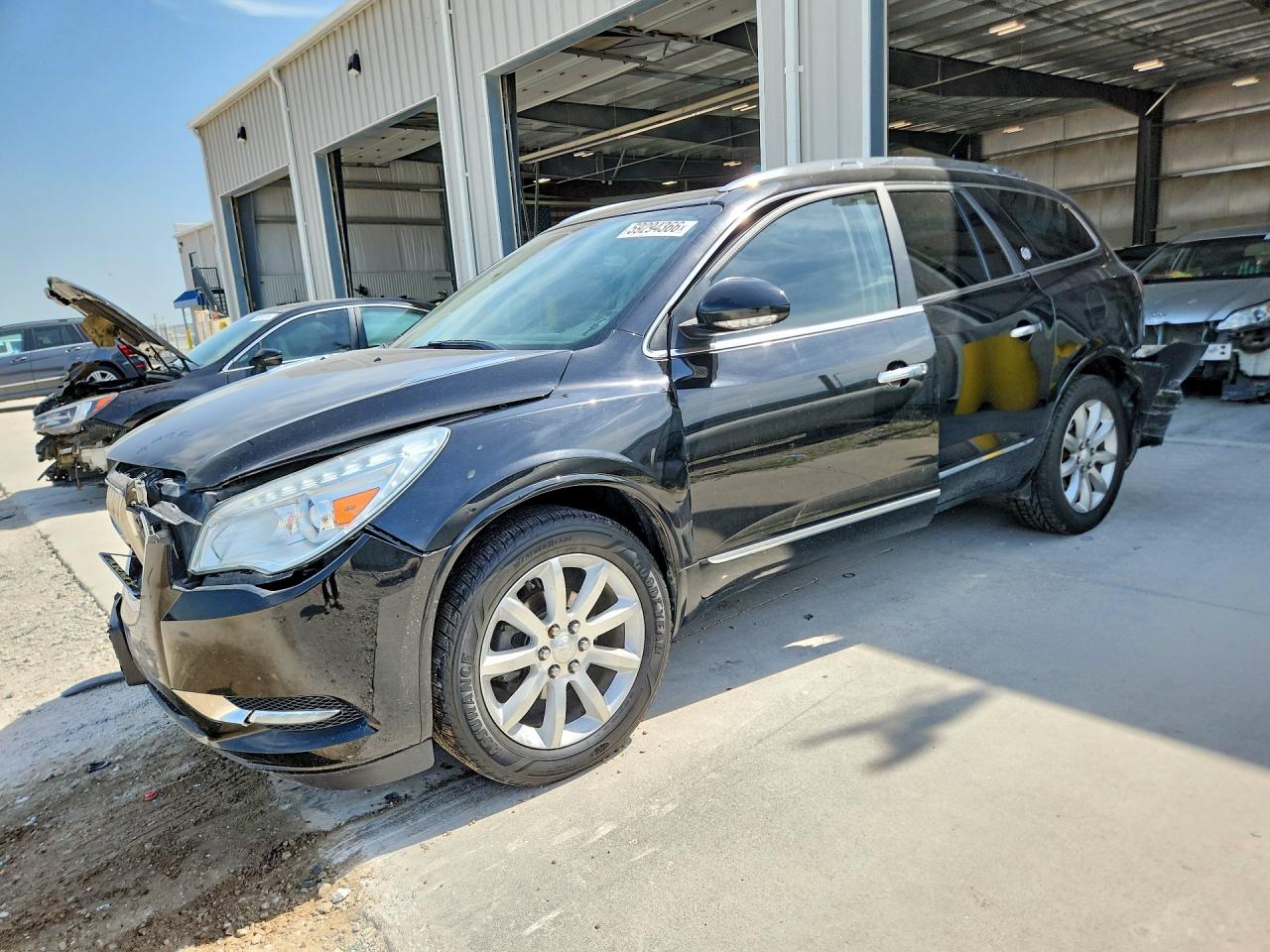 2017 Buick Enclave Premium, VIN 5GAKVCKD2HJ226673 — Зад