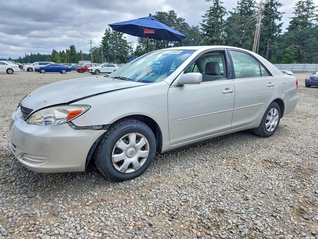 2003 Toyota Camry XLE, VIN 4T1BE32K63U747847 — Front end