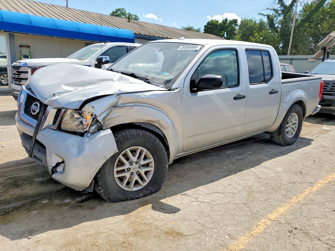 2017 Nissan Frontier SV, VIN 1N6AD0ER8HN753156 — Front end