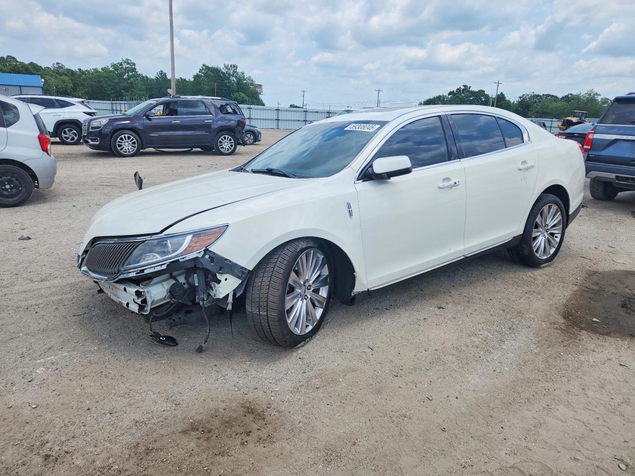 2013 Lincoln MKS EcoBoost, VIN 1LNHL9FT1DG618470 — Side