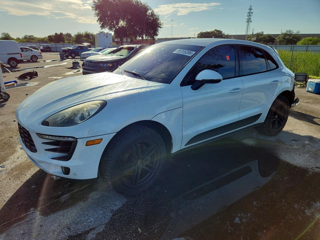 2018 Porsche Macan, VIN WP1AA2A50JLB07815 — Rear end