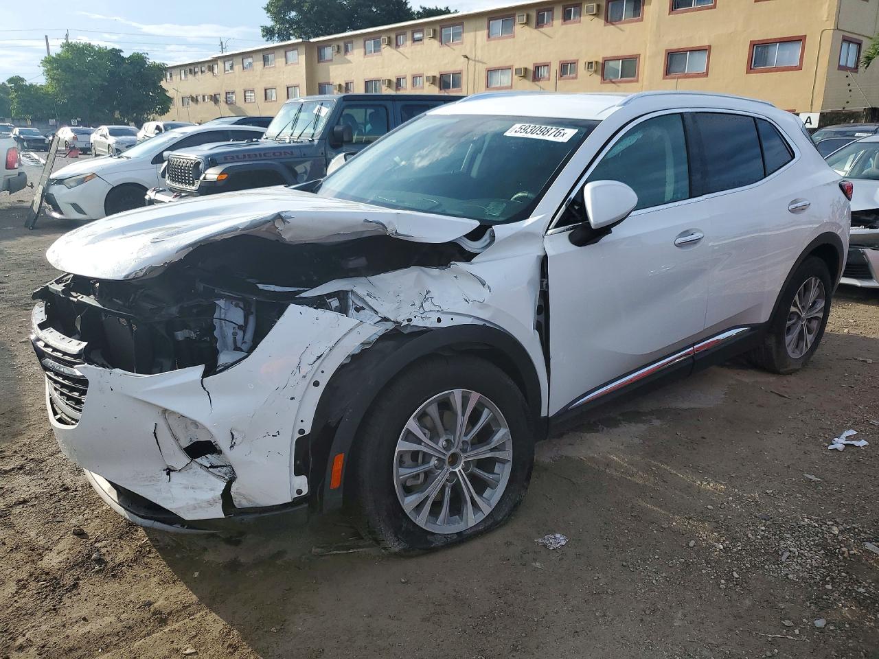 2022 Buick Envision Preferred, VIN LRBAZLR42ND136808 — Front end