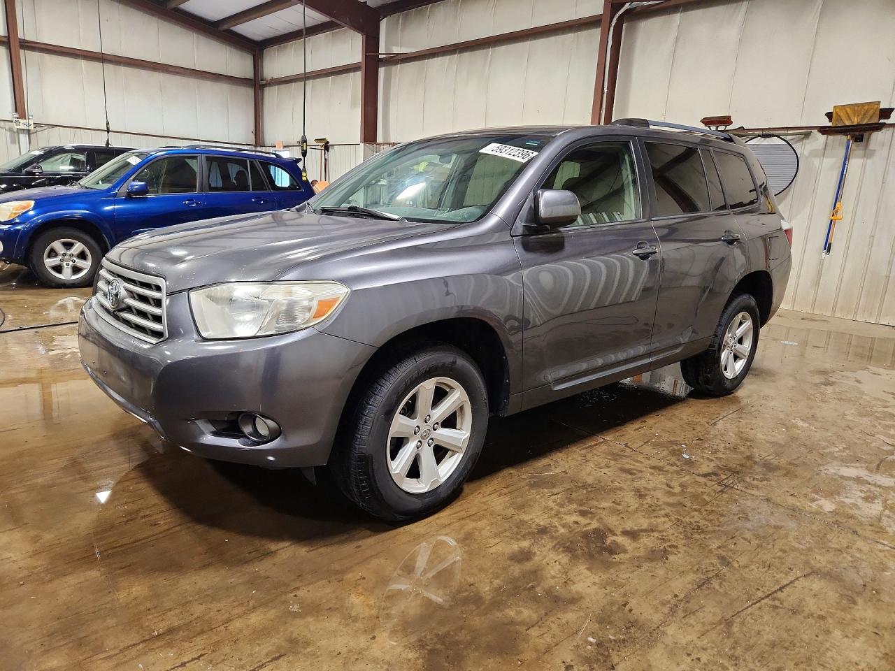 2010 Toyota Highlander SE, VIN 5TDJK3EH7AS031209 — Front end