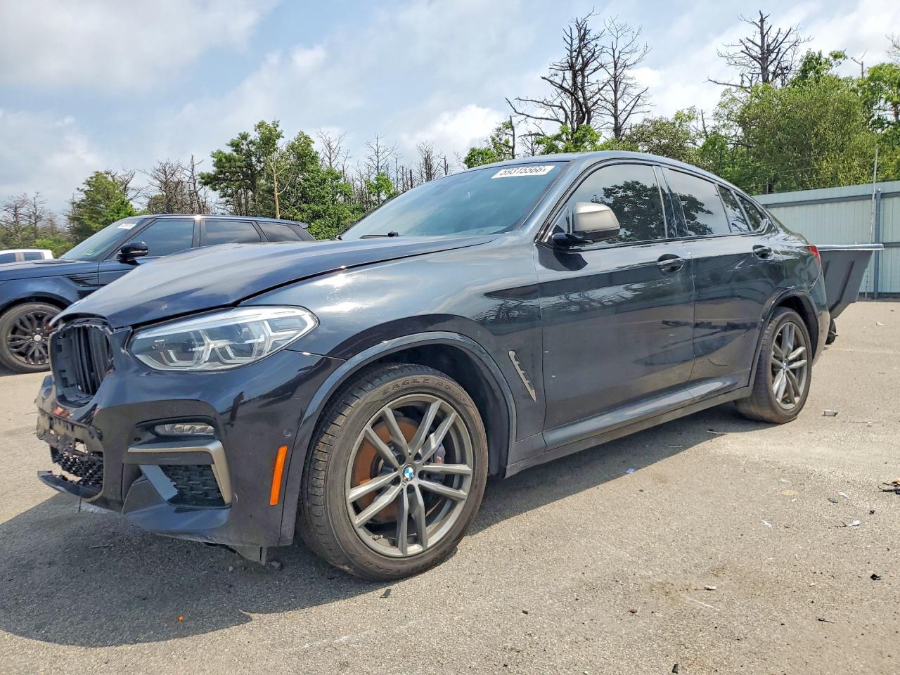 2020 BMW X4 M40i, VIN 5UX2V5C02L9B85480 — Front end