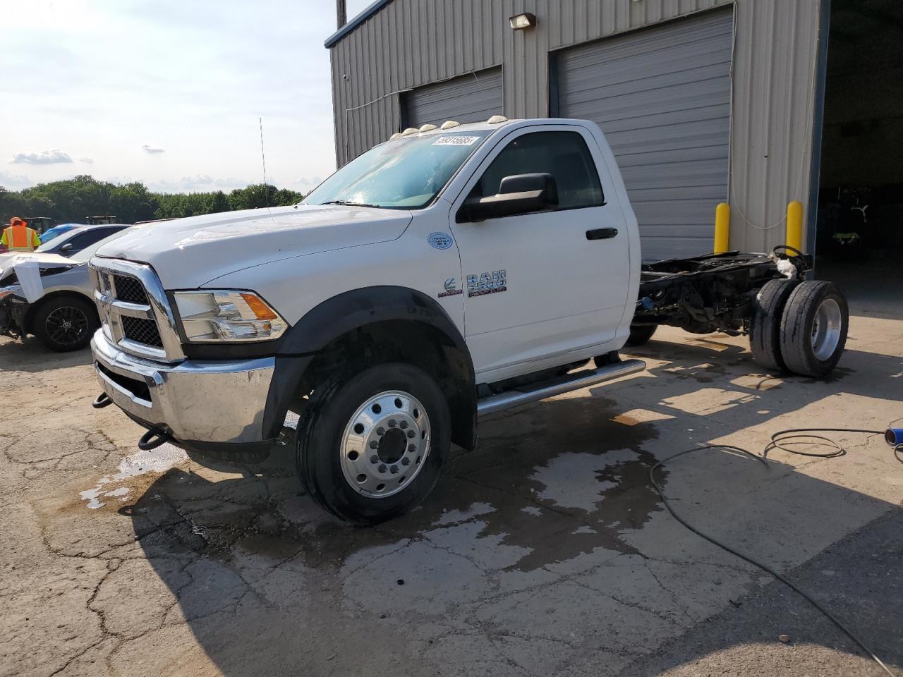 2016 Ram 5500 SLT, VIN 3C7WRMBL4GG179859 — Minor dents and scratches