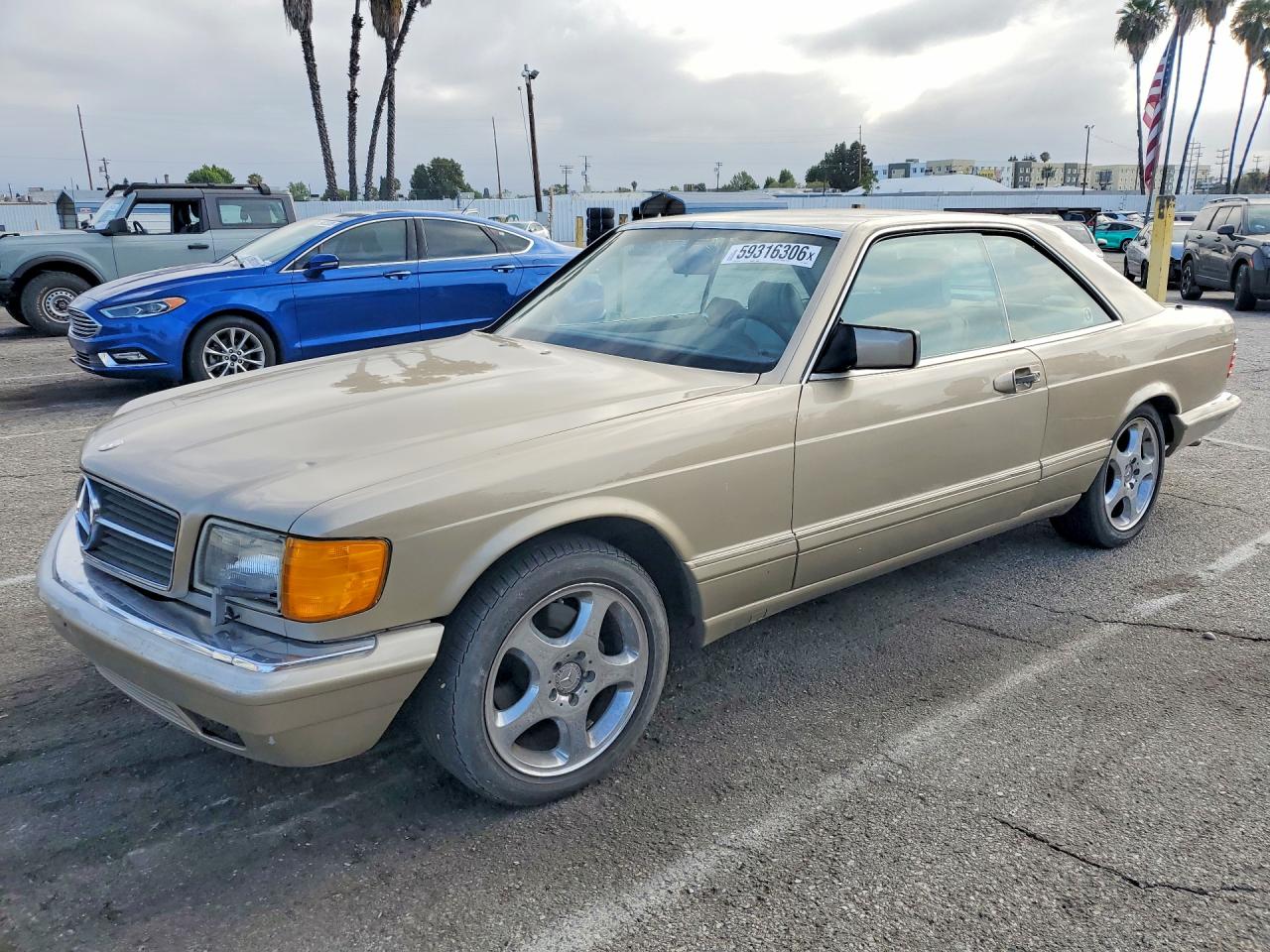 1991 Mercedes-Benz 560, VIN WDBCA45E0MA594478 — Minor dents and scratches