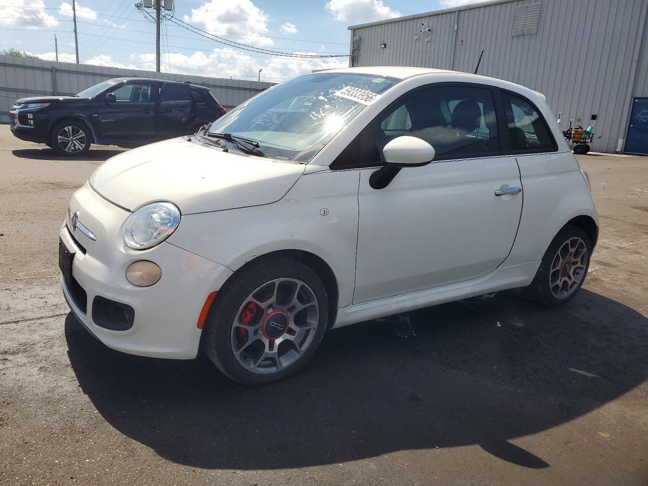 2013 FIAT 500 Sport, VIN 3C3CFFBR4DT629221 — Front end