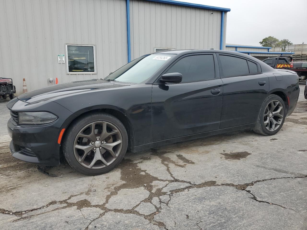 2015 Dodge Charger SXT, VIN 2C3CDXHG1FH896295 — Rear end