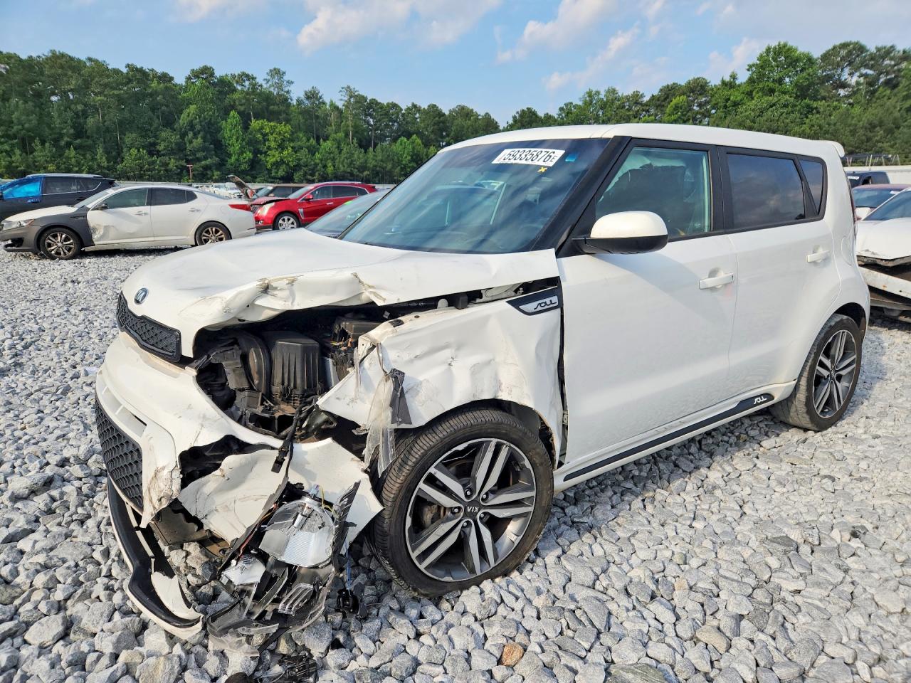 2016 Kia Soul +, VIN KNDJP3A53G7379752 — Front end