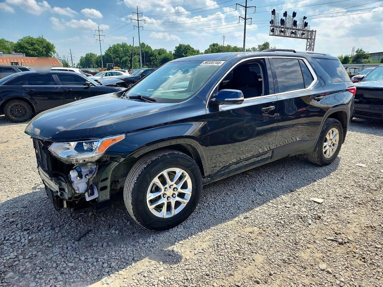 2018 Chevrolet Traverse LT Cloth, VIN 1GNEVGKW6JJ278440 — Front end