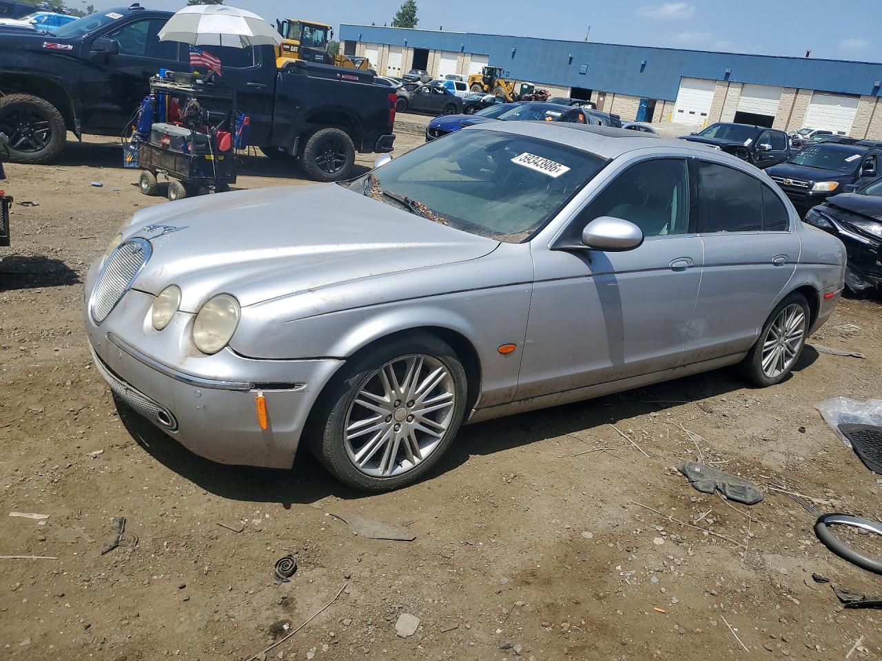 2005 Jaguar S-Type, VIN SAJWA01T85FN18878 — Minor dents and scratches