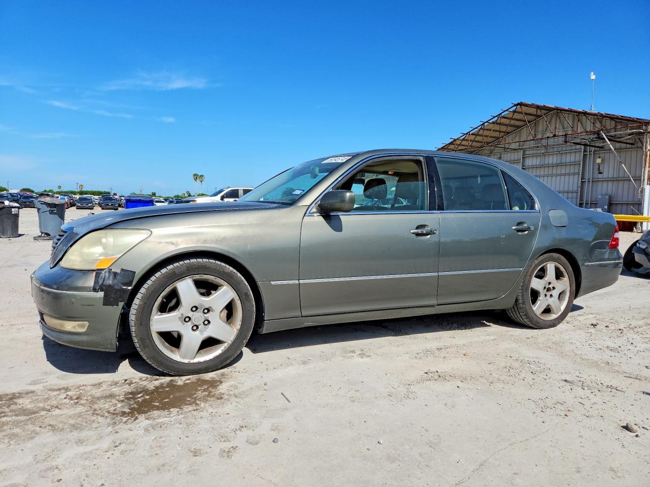 2006 Lexus LS 430, VIN JTHBN36F065045473 — Rear end