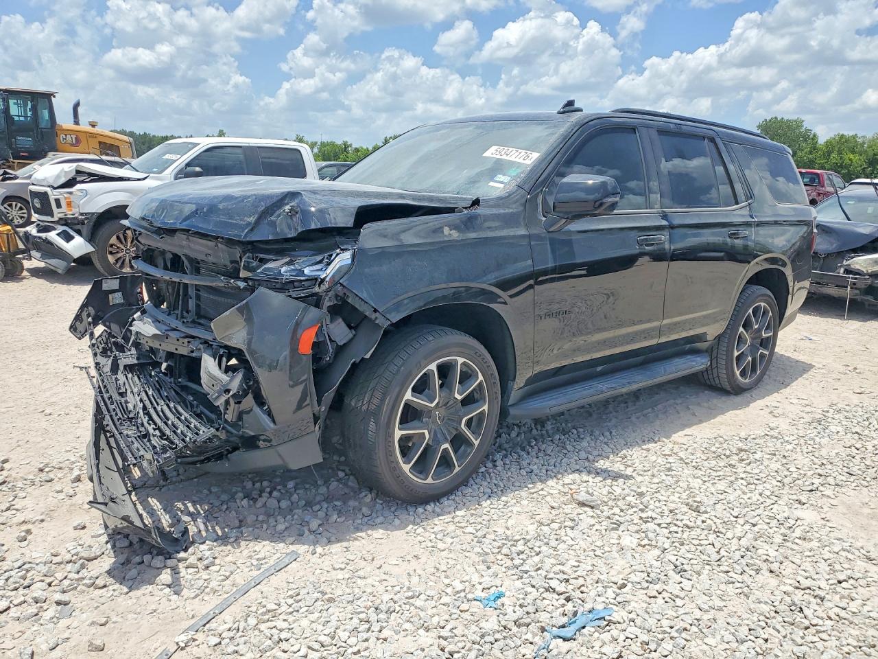 2022 Chevrolet Tahoe RST, VIN 1GNSKRKDXNR178967 — Перед