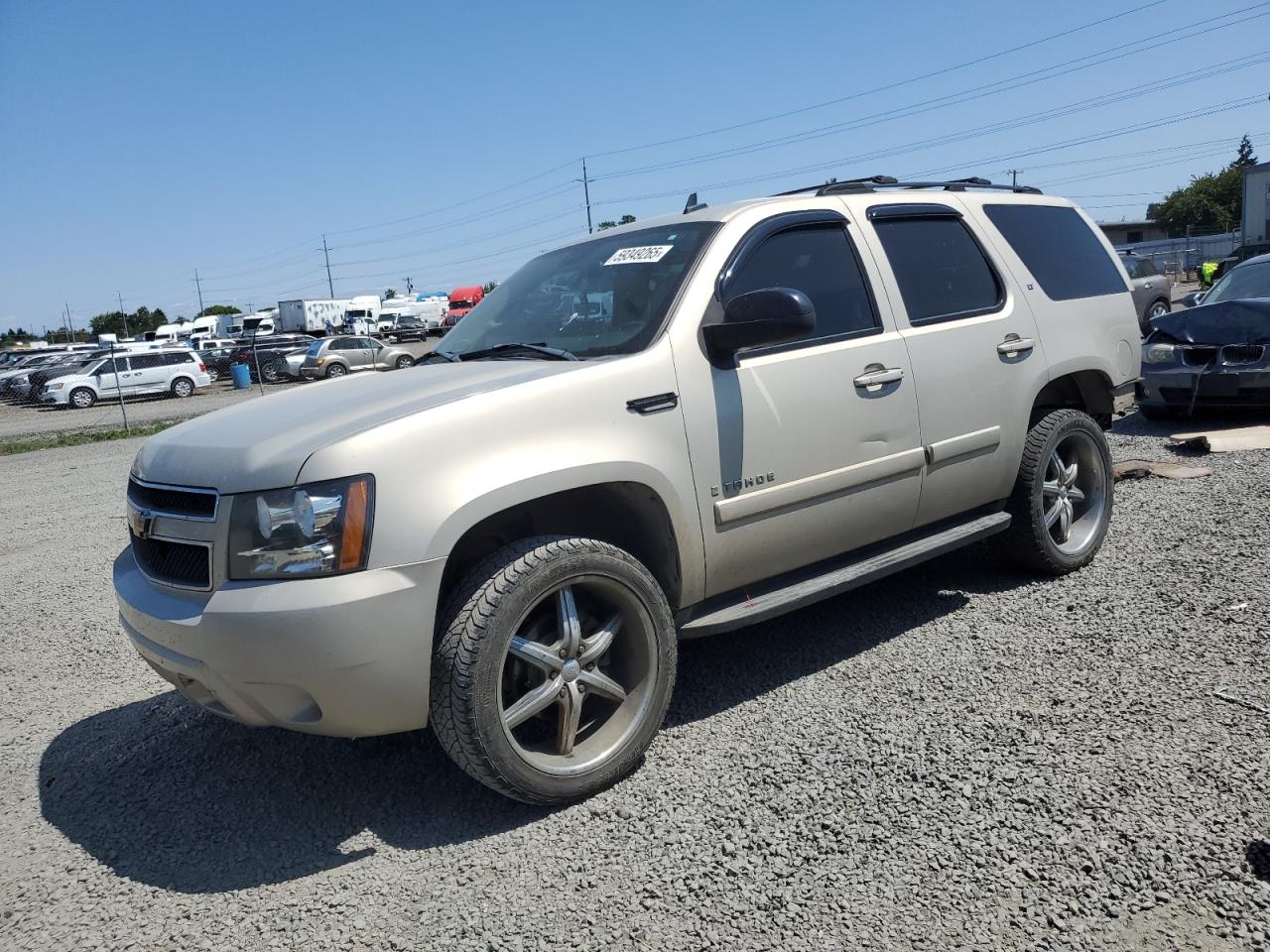 2007 Chevrolet Tahoe LTZ, VIN 1GNFK130X7R135862 — Rear end