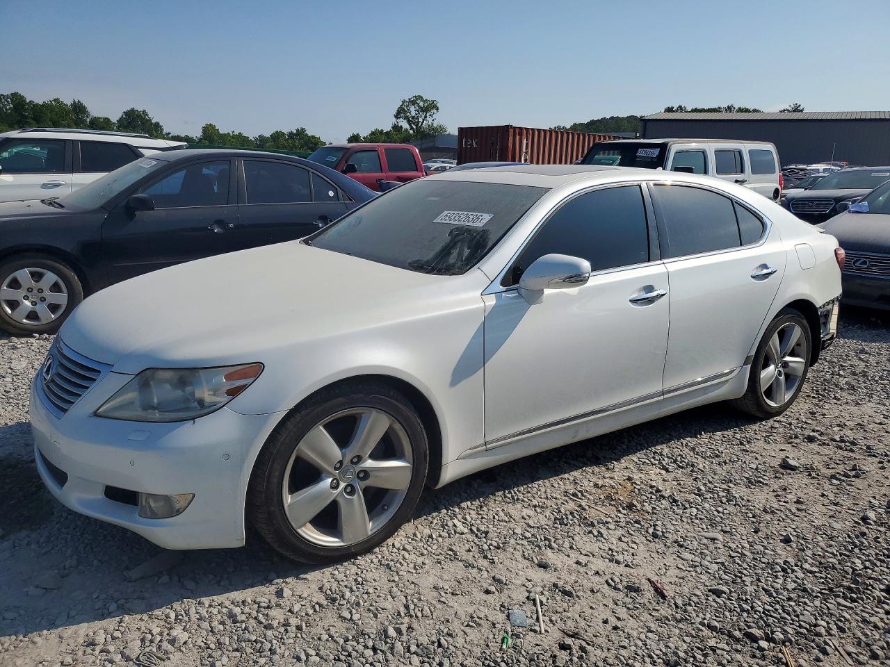 2010 Lexus LS 460, VIN JTHBL5EF5A5098214 — Зад