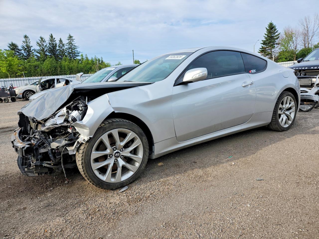 2016 Hyundai Genesis Coupe Ultimate, VIN KMHHU6KJ4GU135951 — Перед