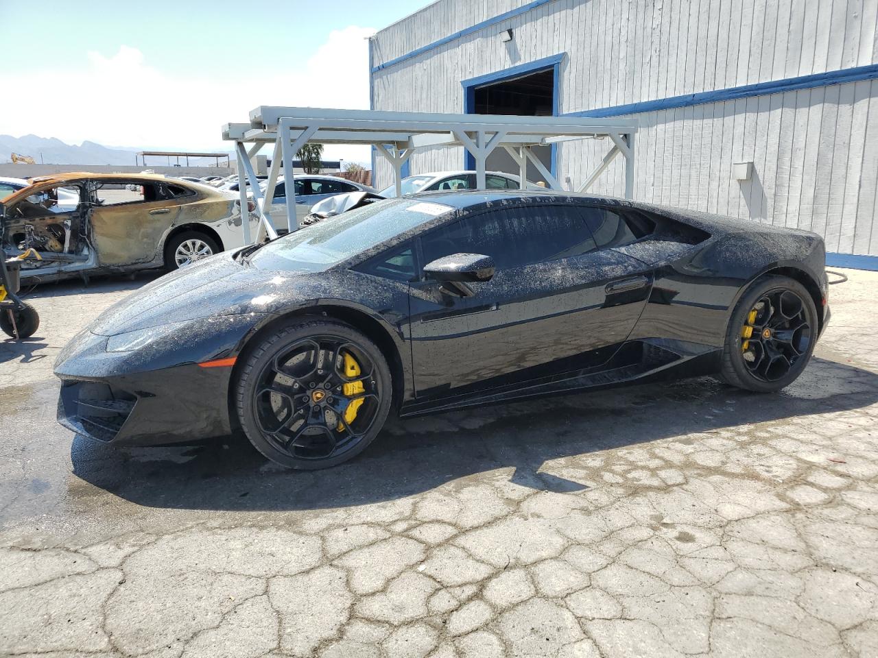 2016 Lamborghini Huracan LP 580-2, VIN ZHWUC2ZFXGLA04619 — Undercarriage